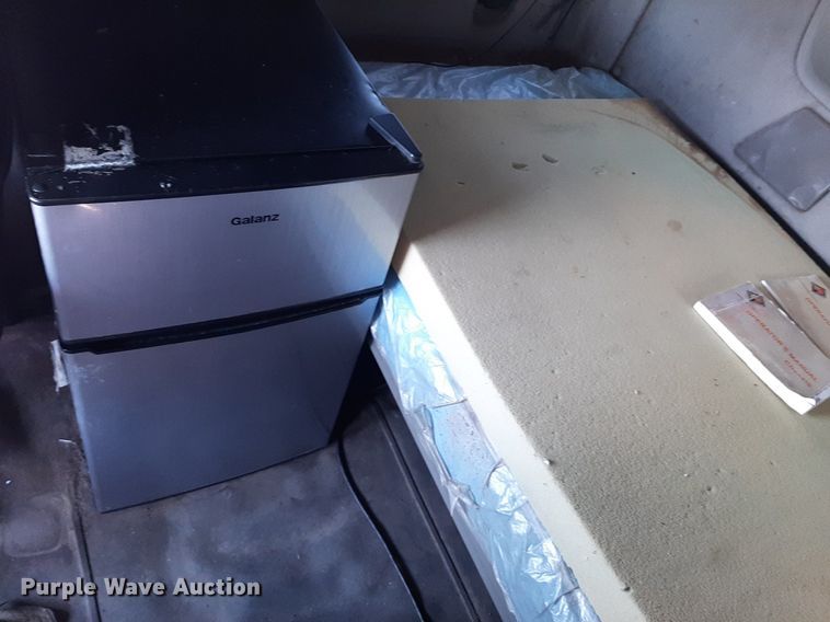 image for item DO3115 2011 International Pro Star Premium  semi truck