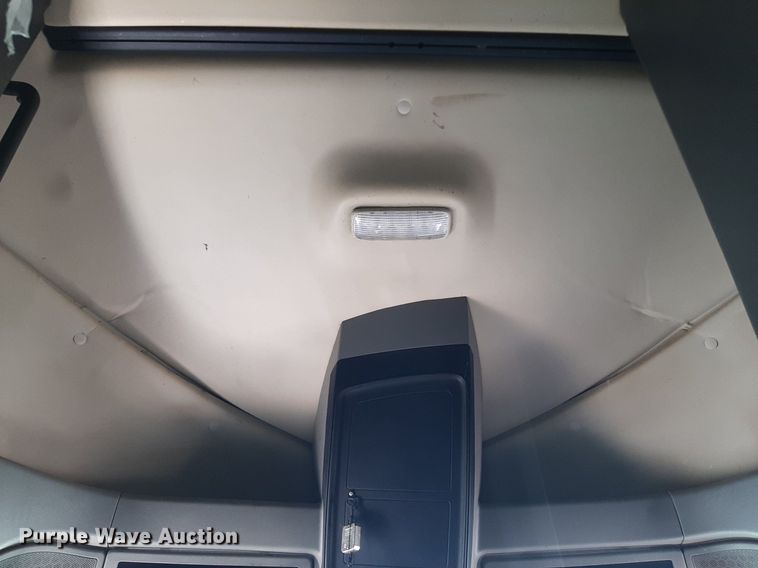 image for item DO3115 2011 International Pro Star Premium  semi truck