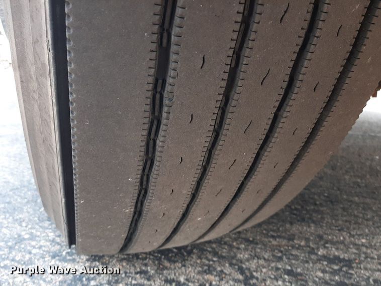 image for item DO3115 2011 International Pro Star Premium  semi truck