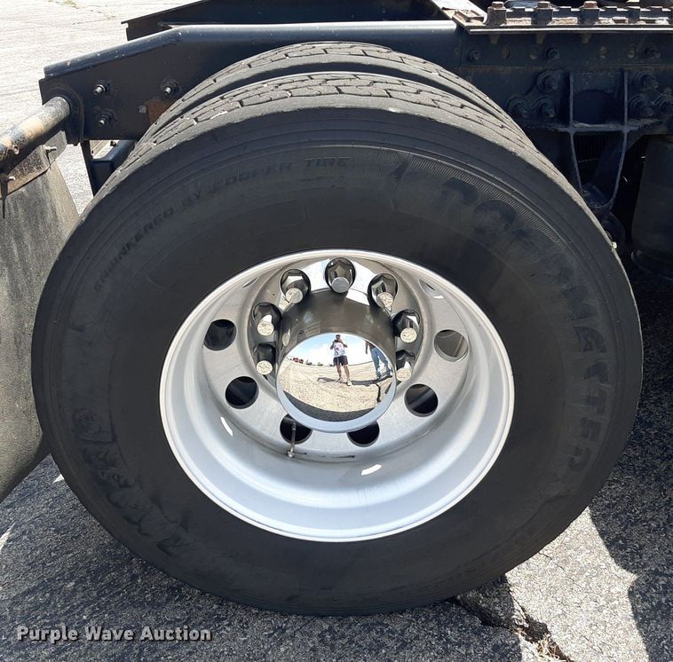 image for item DO3115 2011 International Pro Star Premium  semi truck