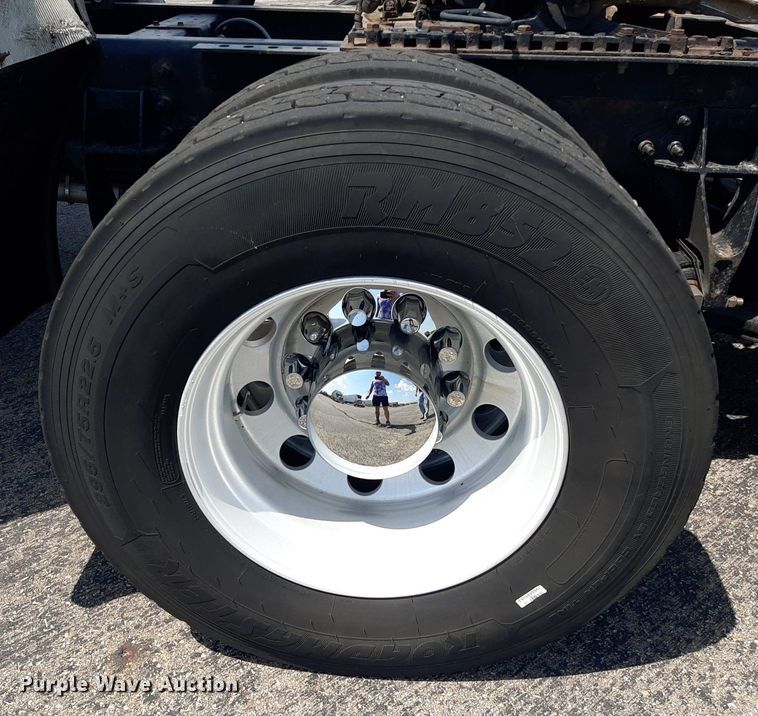 image for item DO3115 2011 International Pro Star Premium  semi truck