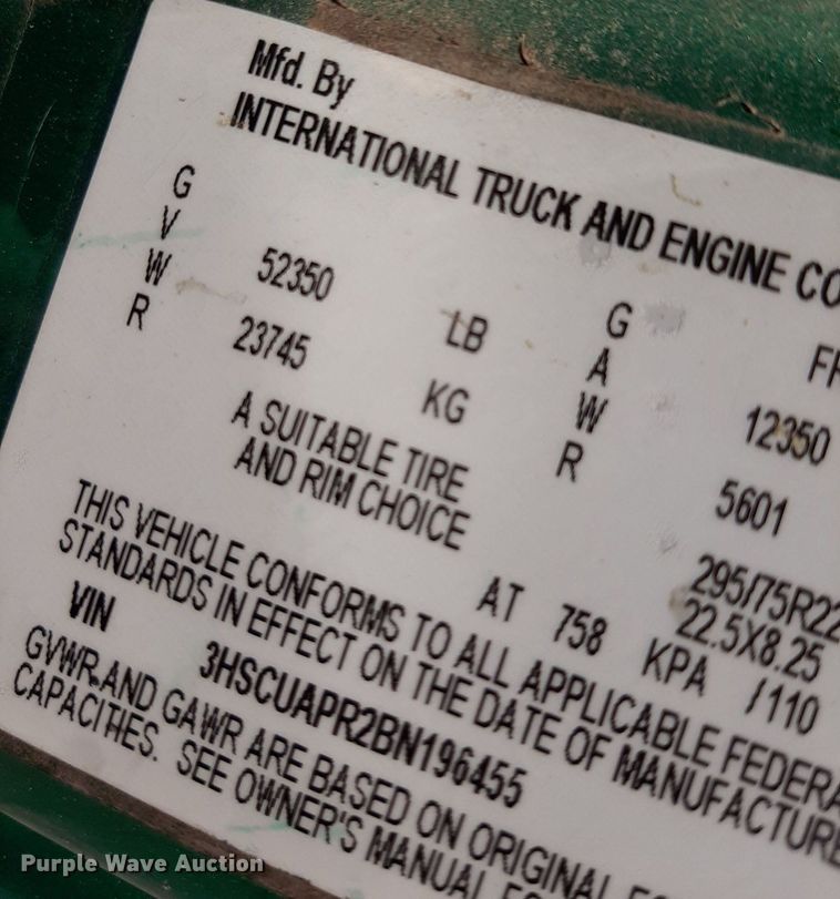 image for item DO3115 2011 International Pro Star Premium  semi truck
