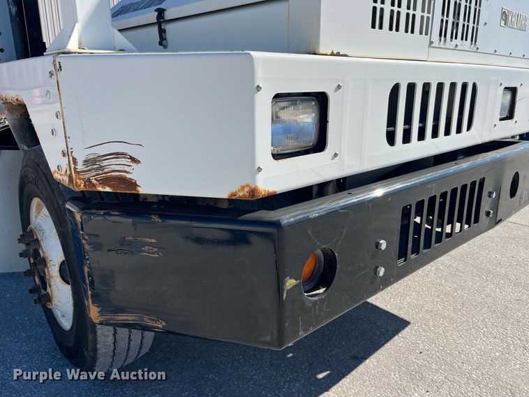 image for item DP2052 2012 Kalmar Ottawa 4x2  yard truck