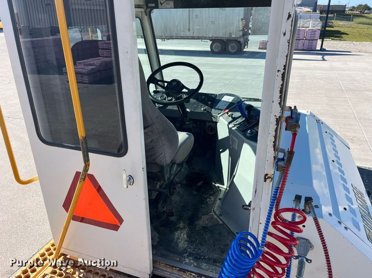 image for item DP2052 2012 Kalmar Ottawa 4x2  yard truck