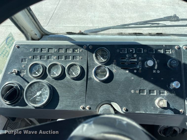 image for item DP2052 2012 Kalmar Ottawa 4x2  yard truck