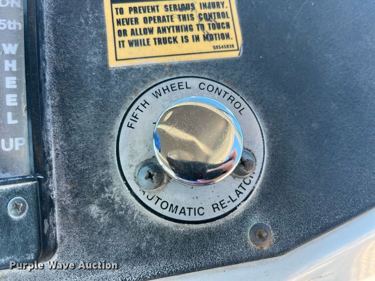 image for item DP2052 2012 Kalmar Ottawa 4x2  yard truck