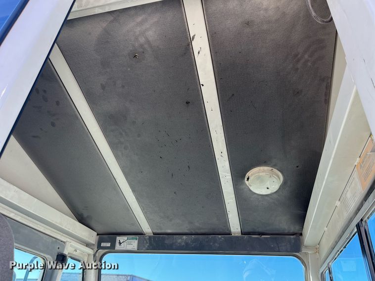 image for item DP2052 2012 Kalmar Ottawa 4x2  yard truck