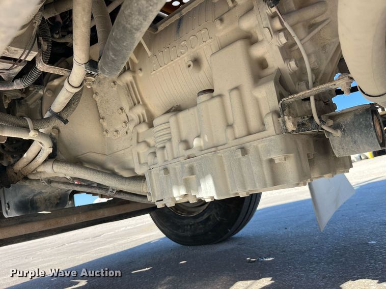 image for item DP2052 2012 Kalmar Ottawa 4x2  yard truck