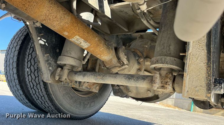 image for item DP2052 2012 Kalmar Ottawa 4x2  yard truck