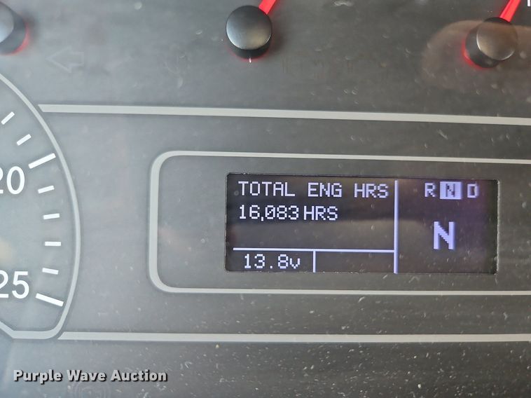 image for item DP2325 2018 International LT625  semi truck