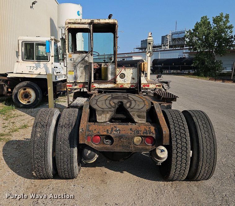 image for item DP2339 Capacity YT30  yard truck