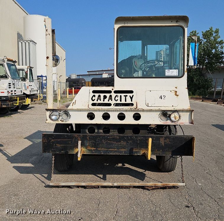 image for item DP2339 Capacity YT30  yard truck