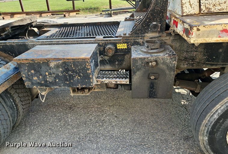 image for item DP2339 Capacity YT30  yard truck