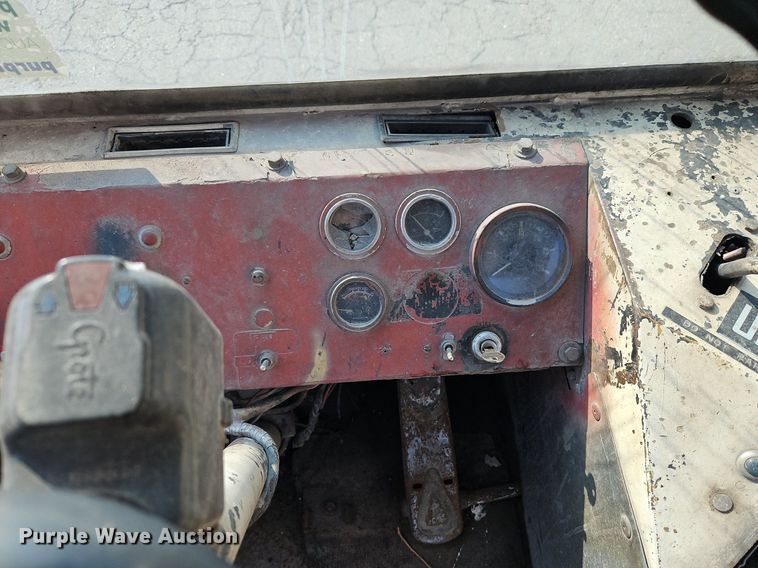 image for item DP2339 Capacity YT30  yard truck