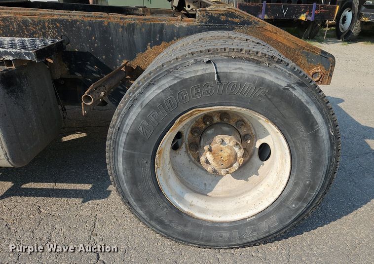 image for item DP2339 Capacity YT30  yard truck