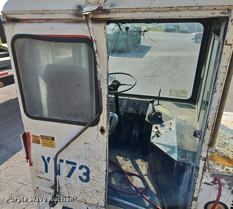 image for item DP2340 Capacity TJ4000  yard truck