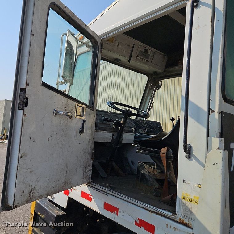 image for item DP2341 Capacity  yard truck