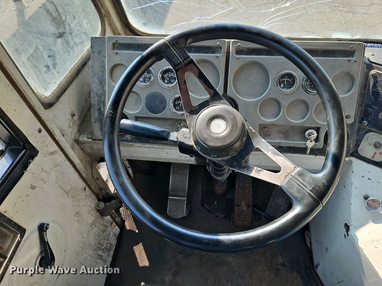 image for item DP2341 Capacity  yard truck