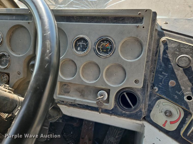 image for item DP2341 Capacity  yard truck