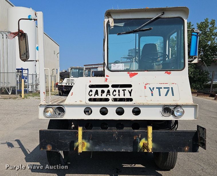 image for item DP2342 Capacity YT30  yard truck