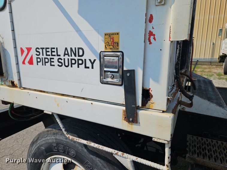 image for item DP2342 Capacity YT30  yard truck