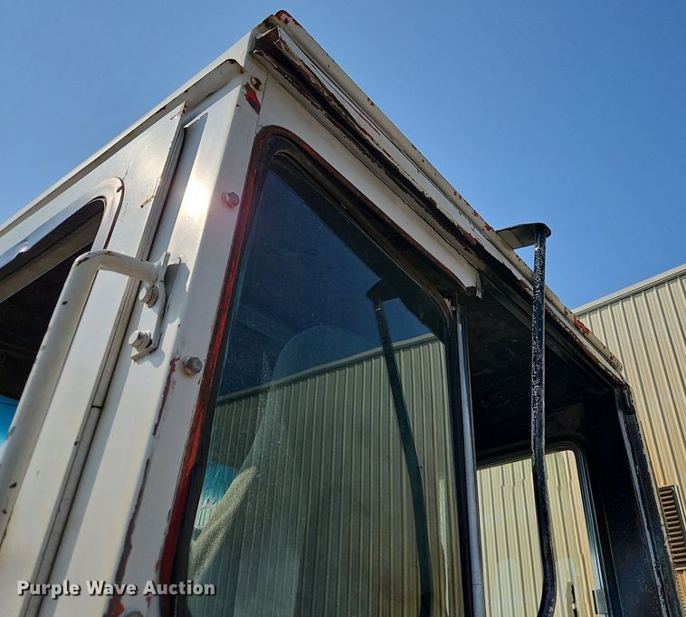 image for item DP2342 Capacity YT30  yard truck