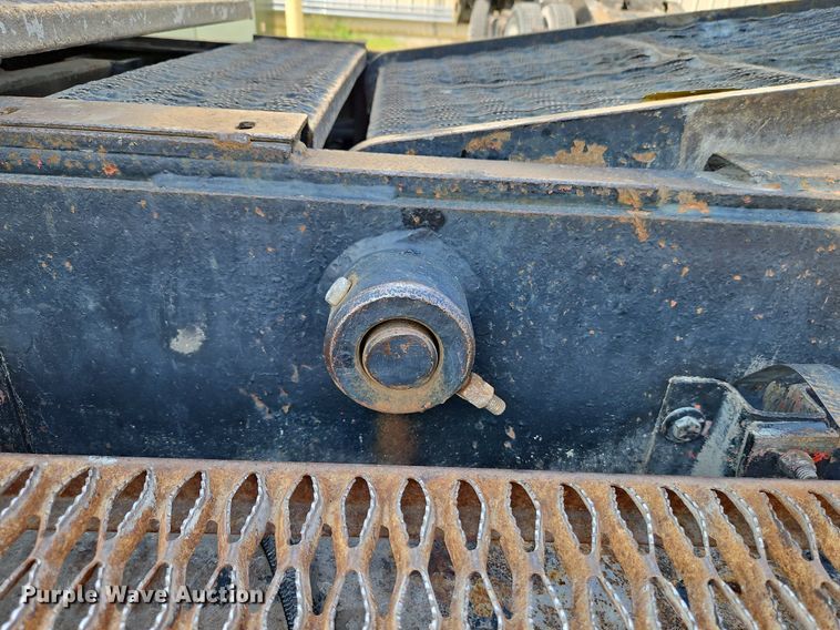 image for item DP2342 Capacity YT30  yard truck