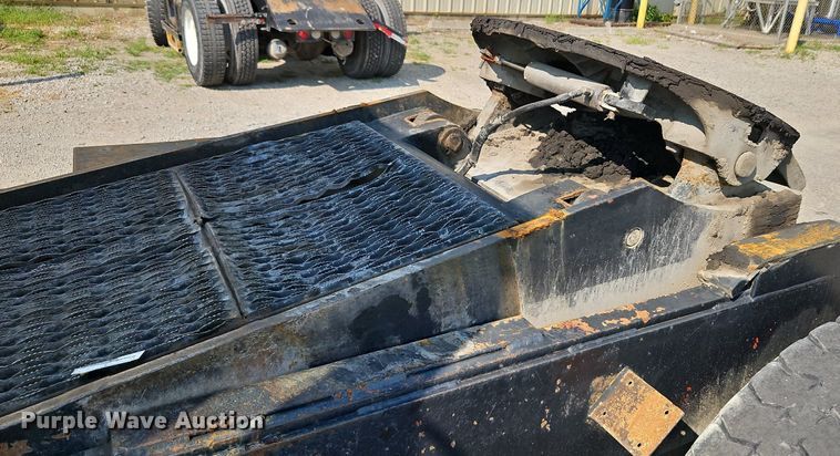 image for item DP2342 Capacity YT30  yard truck