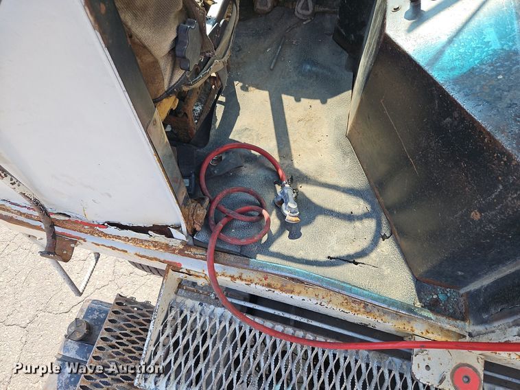 image for item DP2342 Capacity YT30  yard truck