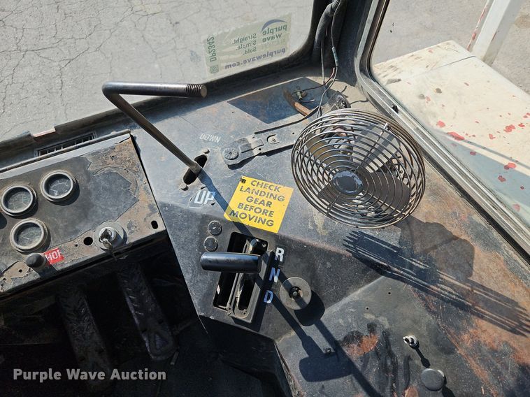 image for item DP2342 Capacity YT30  yard truck