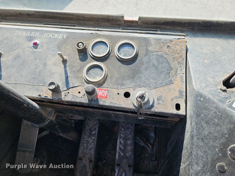 image for item DP2342 Capacity YT30  yard truck