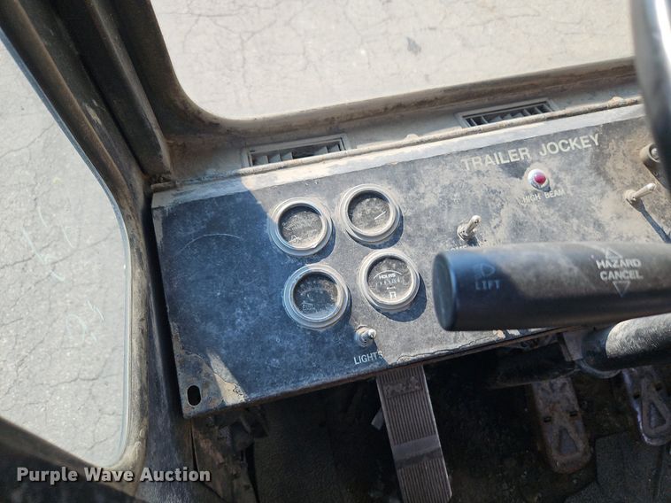 image for item DP2342 Capacity YT30  yard truck