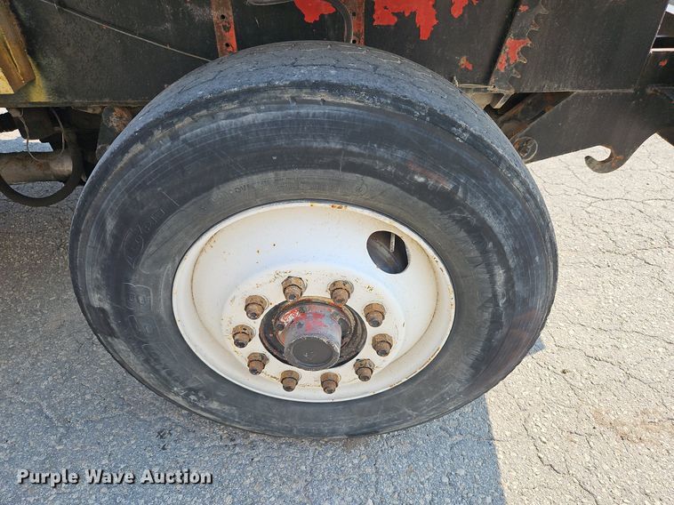 image for item DP2342 Capacity YT30  yard truck