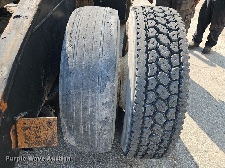 image for item DP2342 Capacity YT30  yard truck