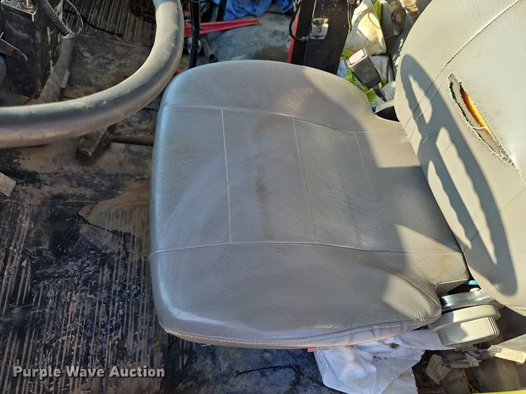 image for item DP2347 2000 Freightliner FL80  roll-off container truck