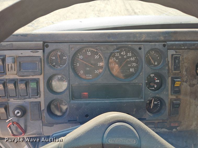 image for item DP2347 2000 Freightliner FL80  roll-off container truck