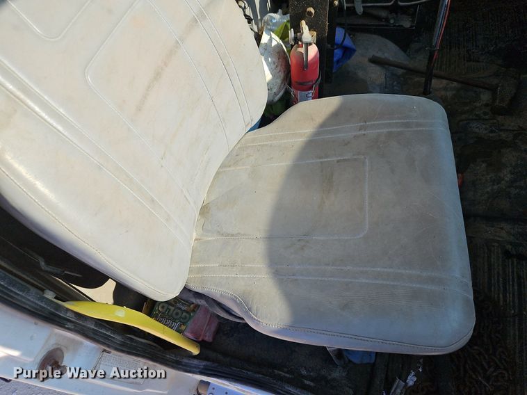 image for item DP2347 2000 Freightliner FL80  roll-off container truck