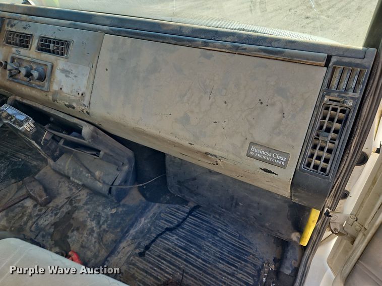 image for item DP2347 2000 Freightliner FL80  roll-off container truck