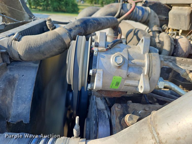 image for item DP2347 2000 Freightliner FL80  roll-off container truck