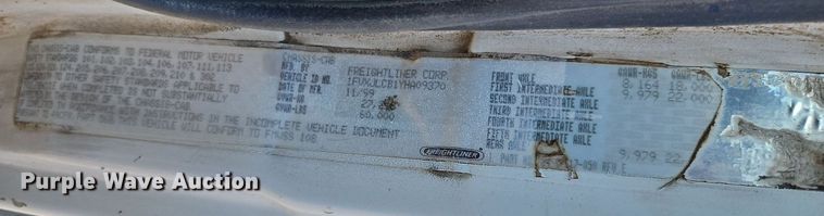 image for item DP2347 2000 Freightliner FL80  roll-off container truck