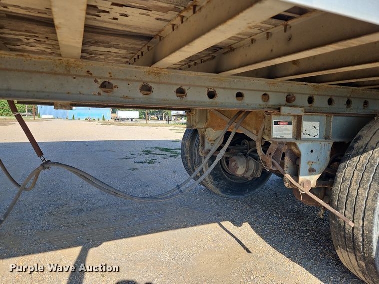 image for item DP2349 1994 Fruehauf FBHLP9 1.5-NF2-53N  dry van trailer