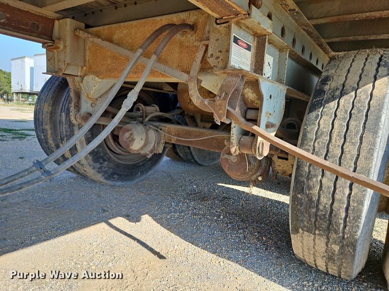 image for item DP2349 1994 Fruehauf FBHLP9 1.5-NF2-53N  dry van trailer