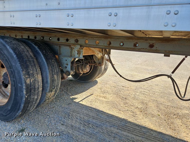 image for item DP2349 1994 Fruehauf FBHLP9 1.5-NF2-53N  dry van trailer