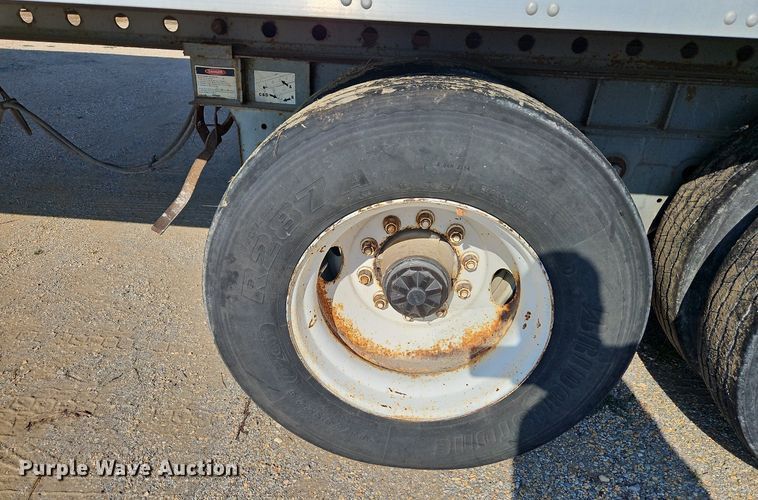 image for item DP2349 1994 Fruehauf FBHLP9 1.5-NF2-53N  dry van trailer