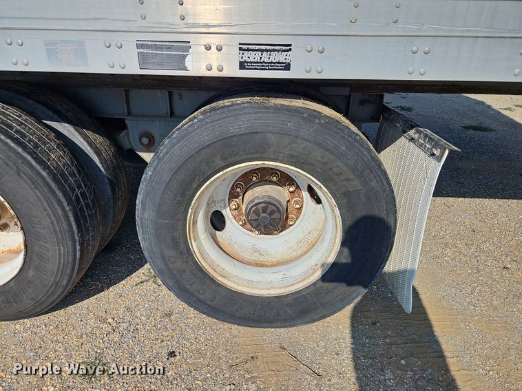 image for item DP2349 1994 Fruehauf FBHLP9 1.5-NF2-53N  dry van trailer