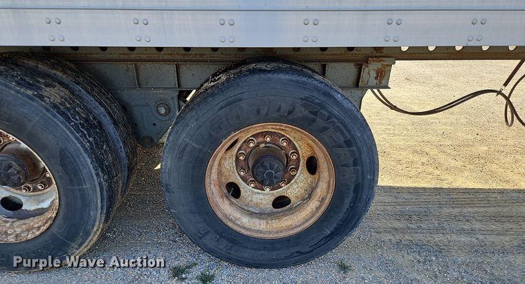 image for item DP2349 1994 Fruehauf FBHLP9 1.5-NF2-53N  dry van trailer