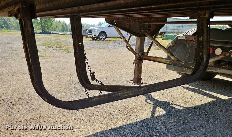 image for item DP2351 1997 Trailmobile 01JA-1RAY  dry van trailer