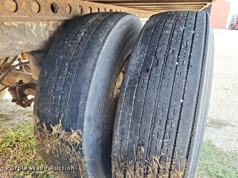 image for item DP2351 1997 Trailmobile 01JA-1RAY  dry van trailer