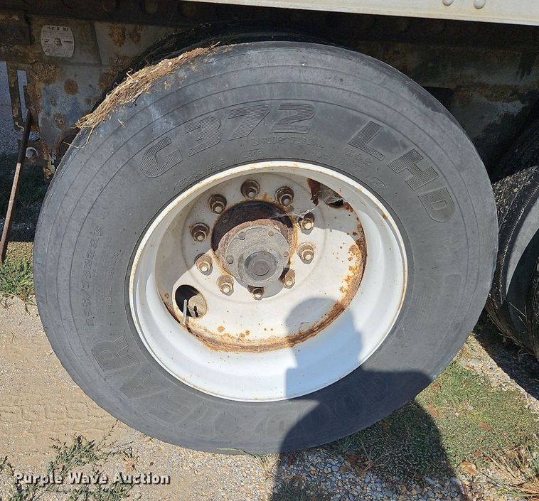 image for item DP2351 1997 Trailmobile 01JA-1RAY  dry van trailer