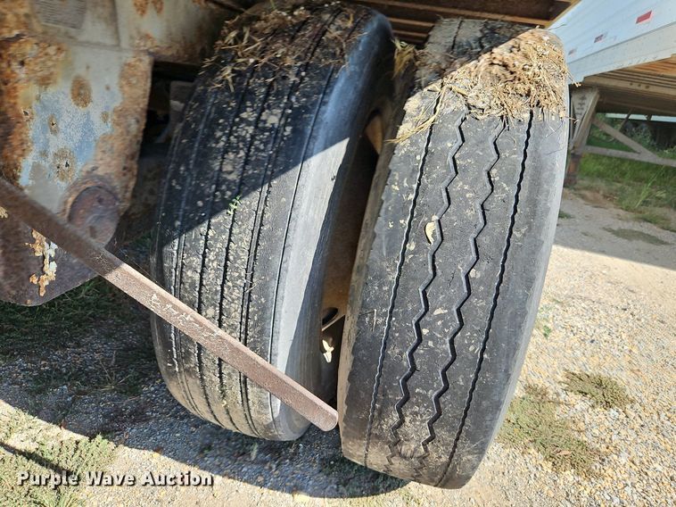 image for item DP2351 1997 Trailmobile 01JA-1RAY  dry van trailer